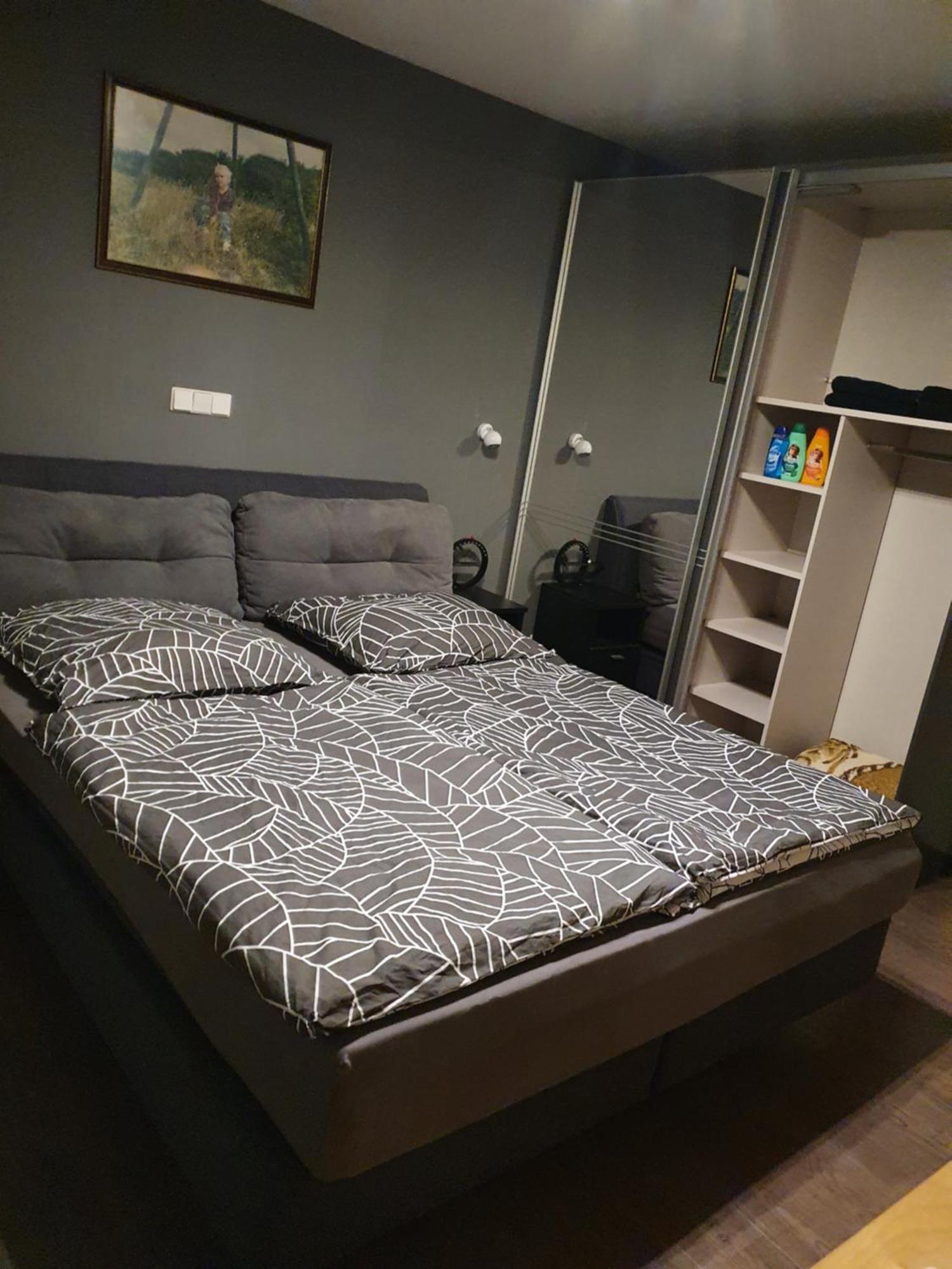 Schlafzimmer, Ruhige Lage In Meppen --- Check-In Mit Schluesselkasten Exteriér fotografie